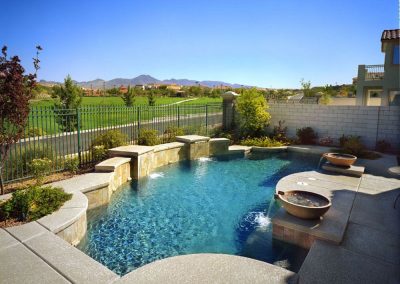 Modern pool designer in Anthem